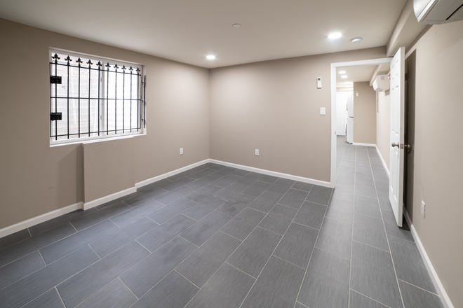 Bedroom - Brand New 1 Bed 1 Bath Next To Campus Apartments