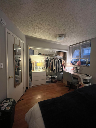 Bedroom - University Townhome Apartments