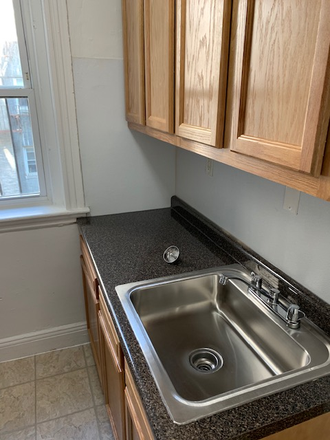 Call NOW for showings! 617-236-8550 - BOYLSTON ST - SYMPHONY AREA SPLIT 1BR FOR 2 PPL W/ *NO FEE* & H&HW INC, LNDRY ON SITE *AVAIL NOW* Apartments
