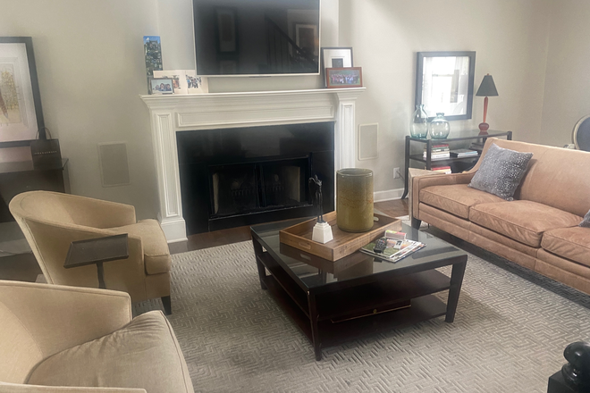  - Furnished Brookhaven House to share - $1150 / month