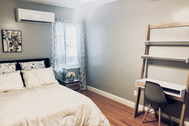 Bedroom - 2 minutes walk to campus 2 Bed 1 Bath Available For 2026-2027 School Year! Apartments