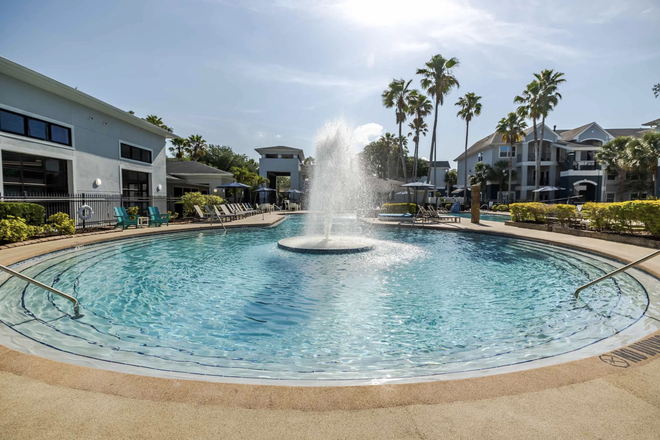 Pool - The Verge Orlando Apartments
