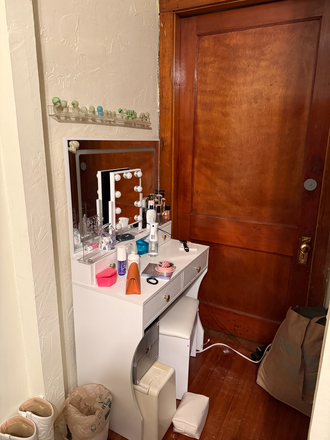 Bedroom nook (left) - Samia Apartments