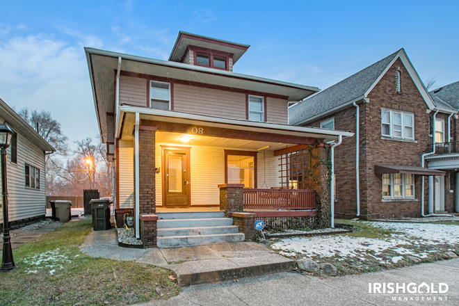 Front - 708 East Colfax Avenue House