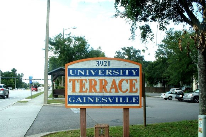 University Terrace - University Terrace 4b/4b Condo - Luxury Kitchen Countertop - Only One Room Left