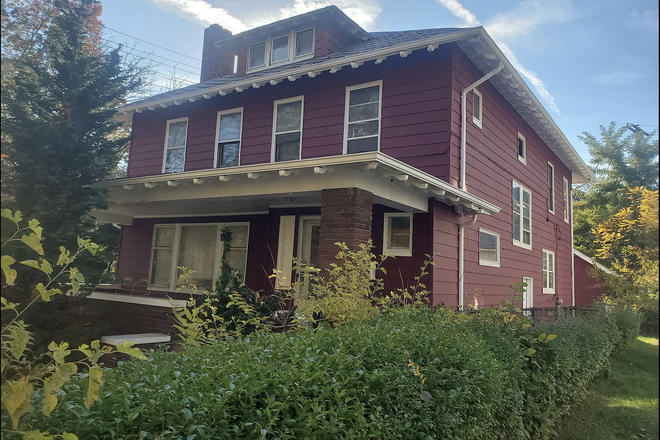 Outside View - Private Bedroom CWRU Area