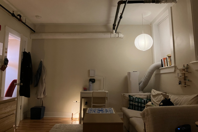 Bedroom for rent - Saint Stephen St Bedroom Apartments