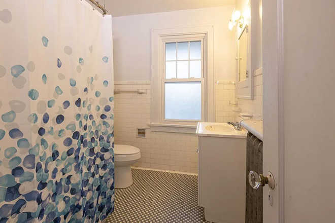 Bathroom - South Overlook Heights – Spacious Living Near CWRU & Cleveland Clinic House