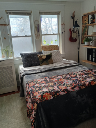 Bedroom - Room in shared home for male-South Broad St-Hamilton