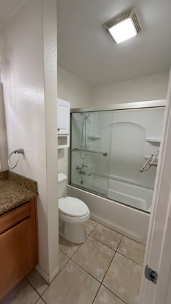 Restroom - 1BD/1BR, 1st floor condo walkable to UCR and Coffee