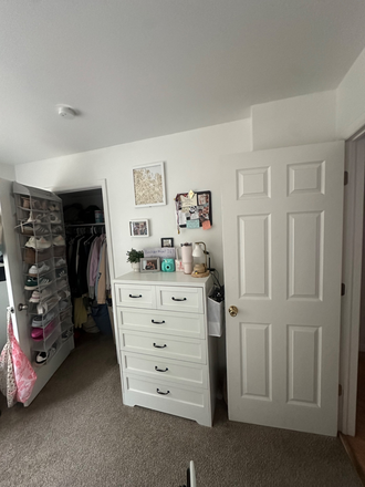 Bedroom - Spring 2026 Sublease Near Goss Grove Apartments