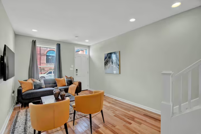 Living room - Walk to Hopkins - Room for rent with private bathroom Townhome