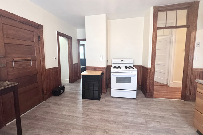 Kitchen - 4 Bed 2 BATH NEAR HARVARD AND MIT Apartments