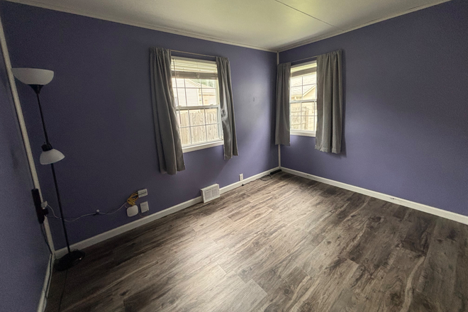 Room B - Available Now (Image 1 of 2) - Room in Shared Lafayette House (Room B) - June or August