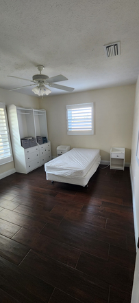 Garden View Suite - Lake Stall Suites House