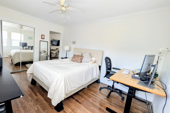 Bedroom - Sunny Corner 1B/1B, Walking distance to 816 bus, supermarket, and cute spots! Condo