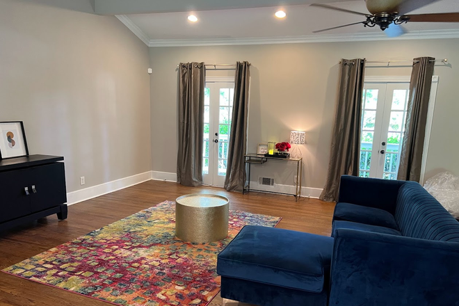 Living Room Upstairs - Fall 2026 Housing!!!!,  8  Minutes to Emory on BriarCliff Rd,  Fully Furnished