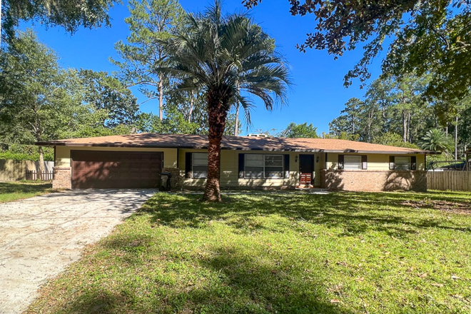 Photo - 3BR/2BA House with Two Car Garage & Large Backyard