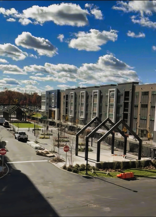 Patio View - Unfurnished 2BR apt-Culvert Dr-West Windsor