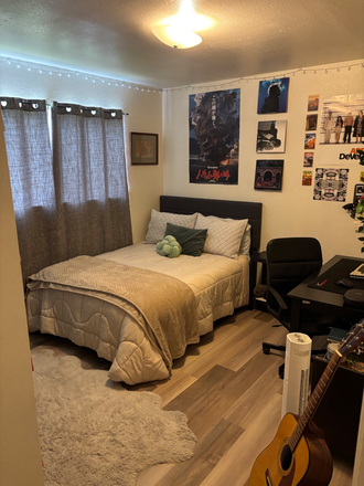 Bedroom - 1BED 1 BA walk to CHAPMAN, DODGE ORANGE CIRCLE PERFECT FOR 2 ROOMMATES or couple Triplex