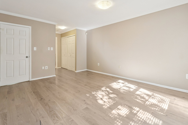 bedroom - 3BR thome-Brookline Ct-Princeton