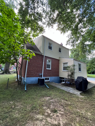 Rear Yard - 4700 Harvard Rd House