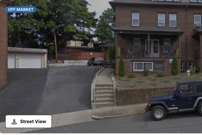 Front of house - Student Sublet Spring Housing