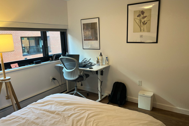 Bedroom - SFP Soldiers Field Park Apartments