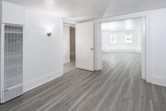 Bedroom - Renovated 2 bed/1bath Apartment, close to USF campus