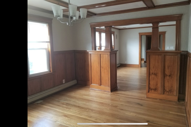 Dining room - 8 Hadley St, utilities included,  Near Tufts and Orange Line Rental