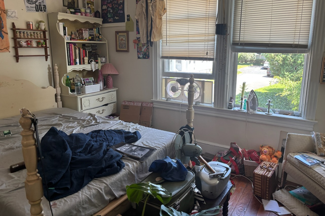 bedroom - Furnished room in home-Madison St-Princeton