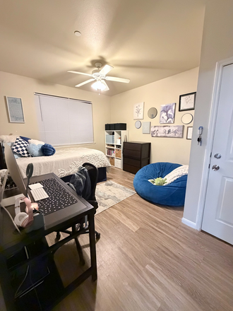 Bedroom - ??ROOM AVAILABLE AT U CLUB TOWNHOMES??