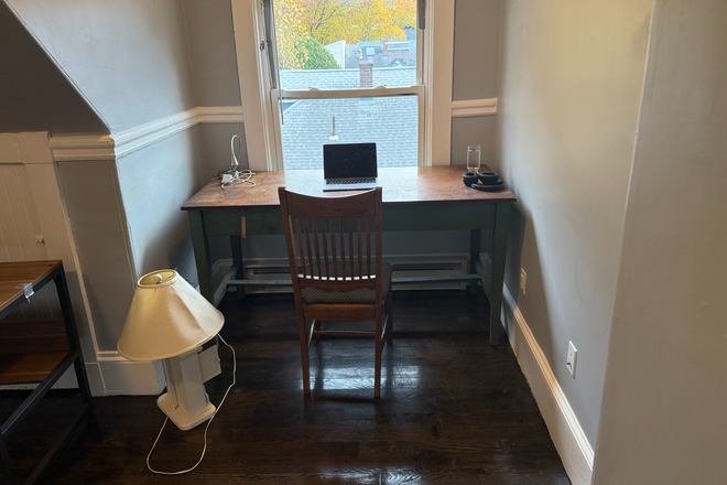 One of the rooms - House Share on Third Floor Apartment Close to Campus