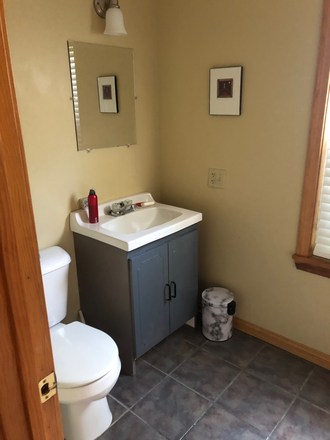 Bathroom - Country Cottage - on the Mill river House
