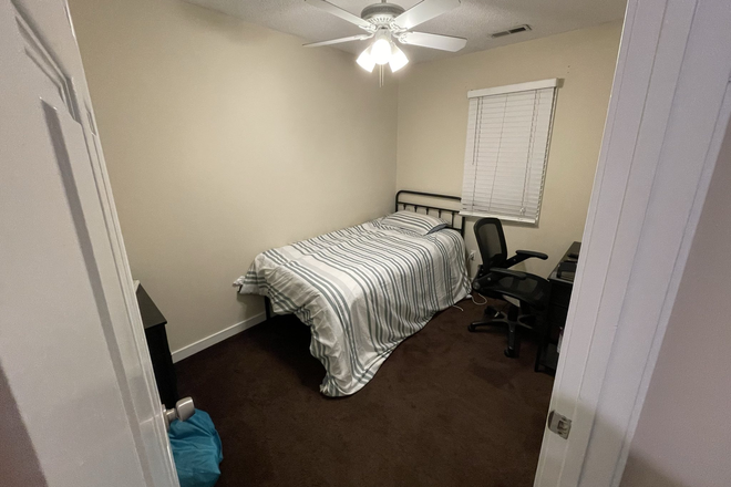 Bedroom - Mill Creek Apartment G12 | LOOKING FOR ONE MORE