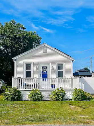 cottage - Academic 26/27  3 BR Scarborough Cottage AC and Utilities included