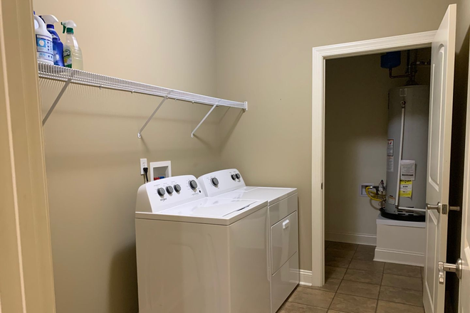  - 2 Bedroom 2 Bath Condo 2 Car Garage