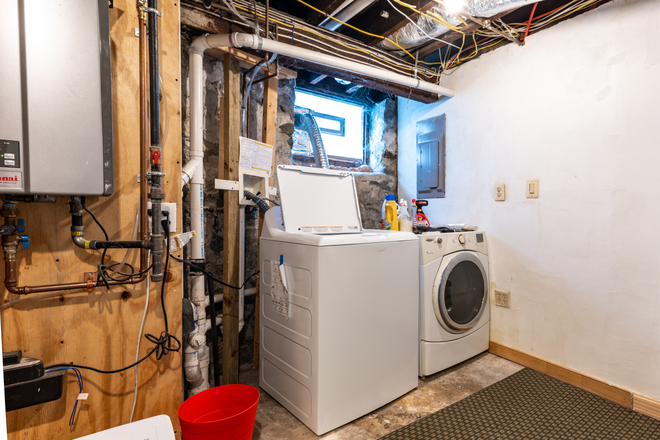 Laundry room in the basement - 4-bed sublet Now until Aug - Spacious modern apt near harvard and BU w parkings