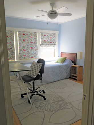 The furnished bedroom - 1 bdrm in a 2-bdrm house near Metro and 210