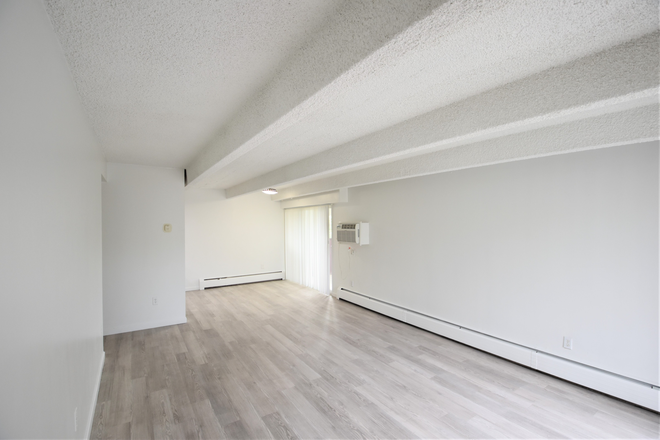 #307 - 4440 Laguna Pl. - Meadows Apartments (2BR/1BA)