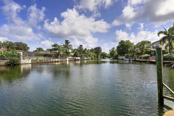 Backyard View - Amazing Waterfront Property Steps from Campus Rental