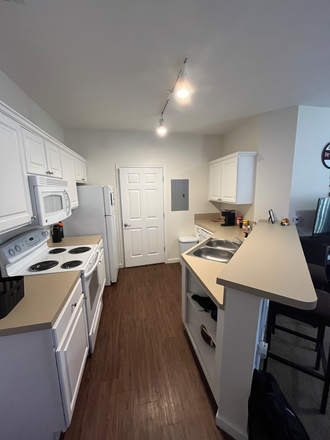 Kitchen - East Edge Apartments