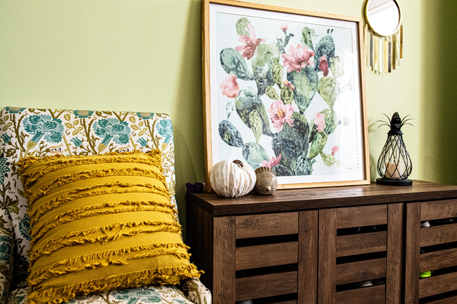 Living room - All-inclusive living: Bright & Spacious Townhome