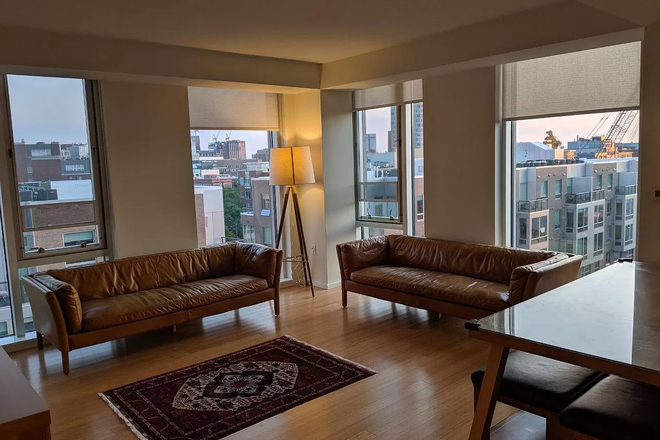 living room - Modern 2 bedroom at Northpoint - NO FEE & $450 discount for Sep 1 leases