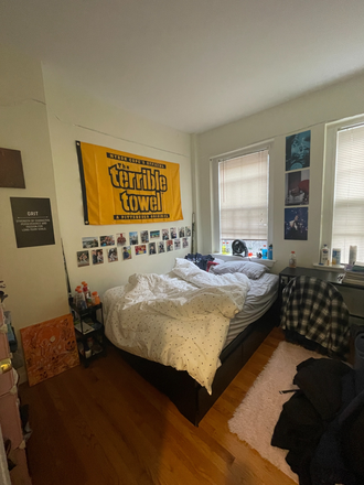 . - 3 Bed / 1 Bath w/HEAT + HOT WATER INCLUDED avail. 9/1 Apartments