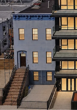 outside - Brooklyn 3-bed 2-bath with Backyard! Townhome