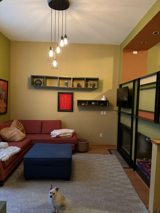 Shared living area - HOUSE SHARE WITH PRIATE ROOM AND BATHROOM