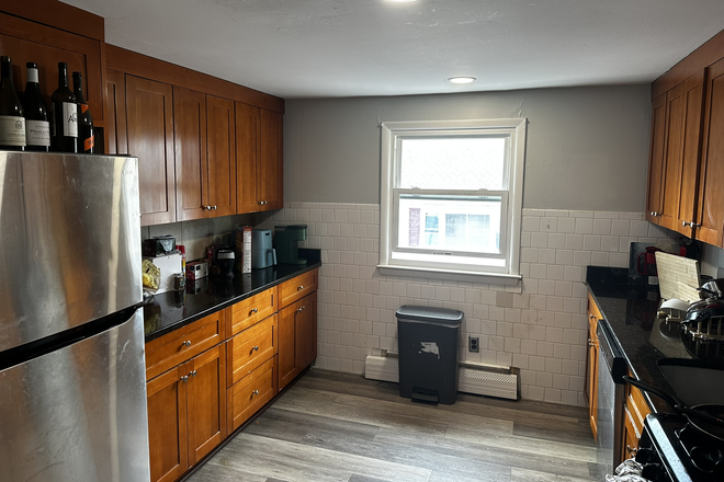 Kitchen - 235 Foster Unit Townhome