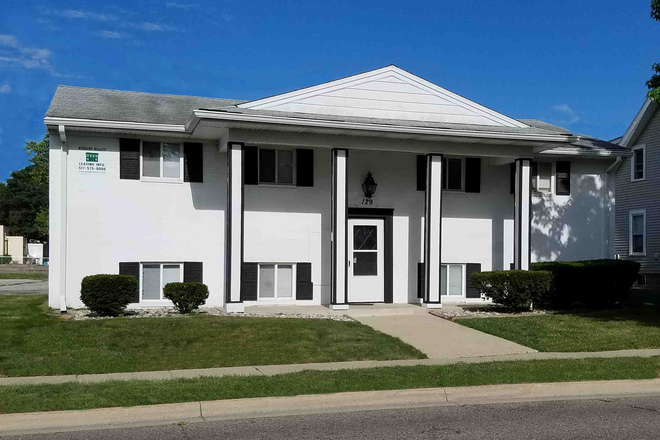 Outside - 129 Gunson Street Apartments