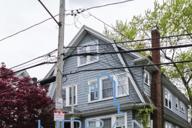 Outside of House - 7 Bedroom Home (2 Units) Close to Campus